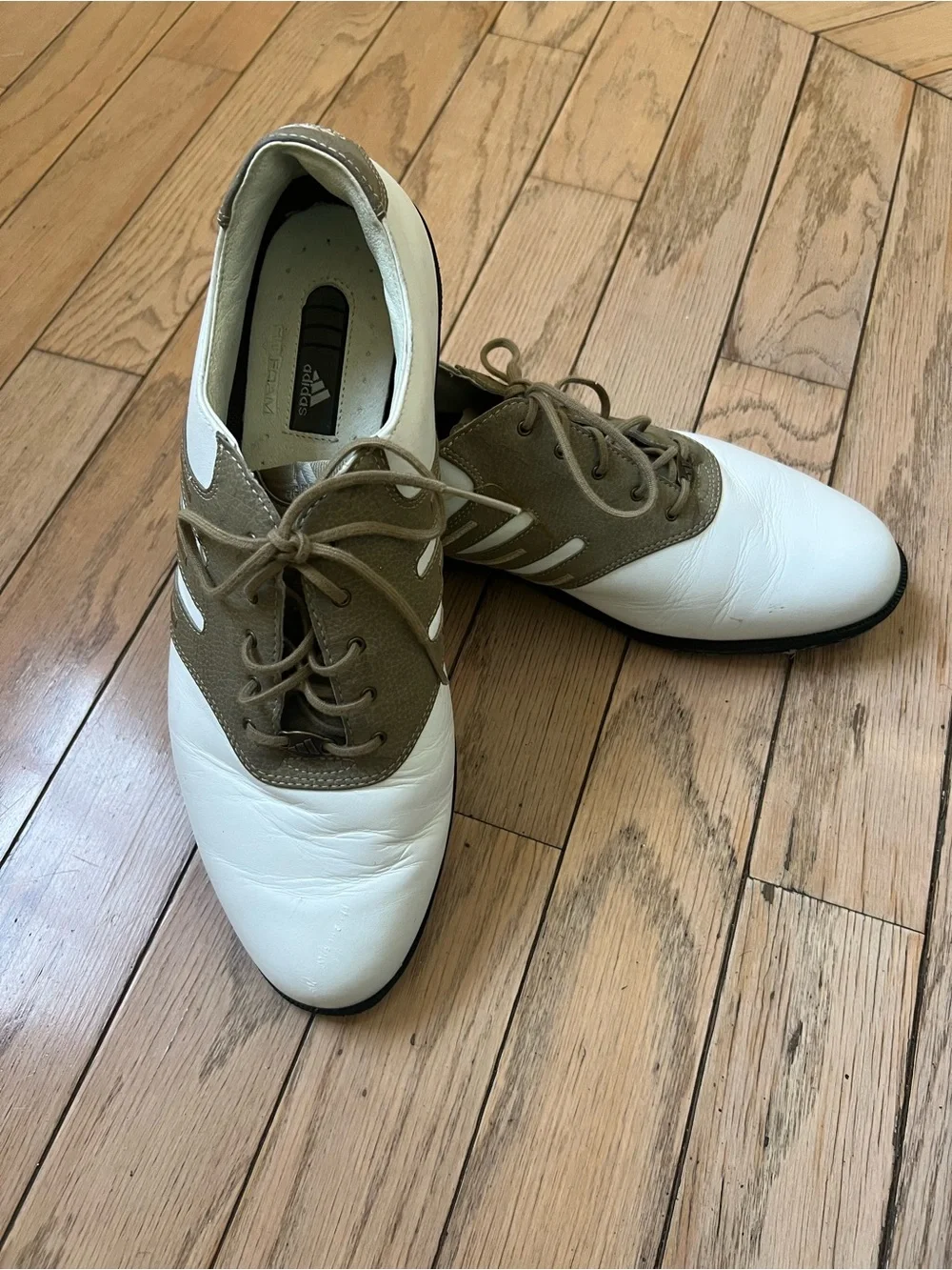 Golf Men's Two-Tone Brown and White Leather Golf Shoes
